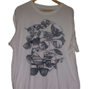 Marc Ecko T Shirt Sunglasses
